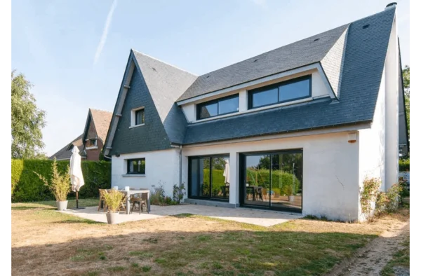 Fenêtre aluminium noir Menuiseire Soulhie