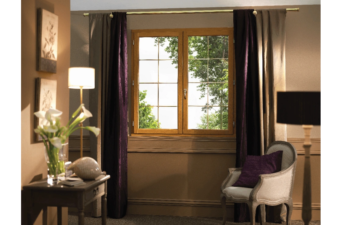 Fenêtres bois premium pour rénovation et construction neuve.