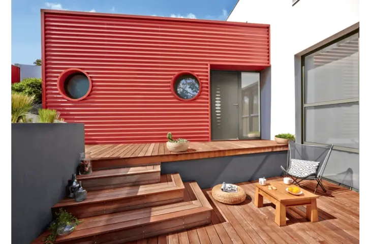 Porte moderne avec petit vitrage arrondi – Image 3