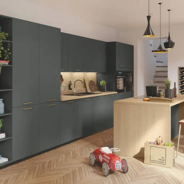 Cuisine vert Fénix® et bois avec îlot - STOCKHOLM