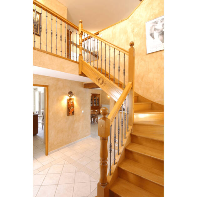 Escalier 1/4 tournant milieu bois exotique
