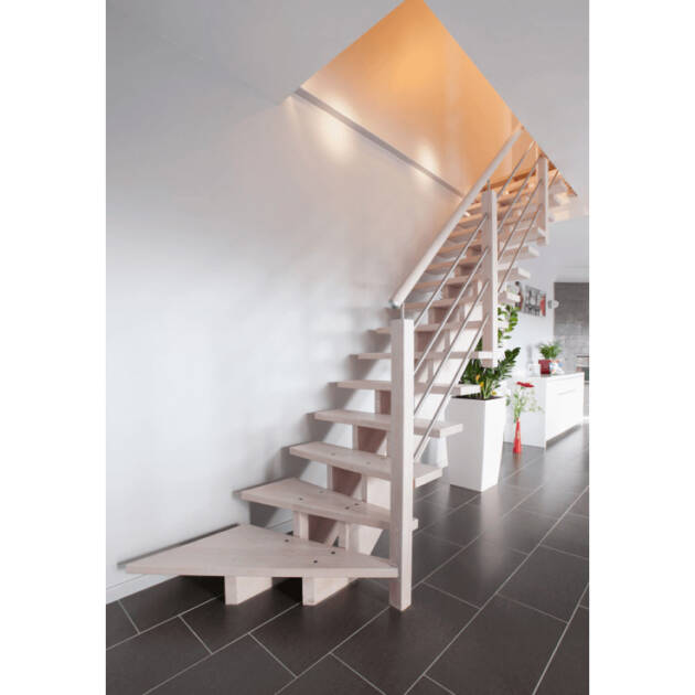 Escalier droit en hêtre et inox