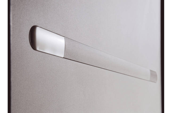 Porte pleine 8 inserts décoratifs – Image 4