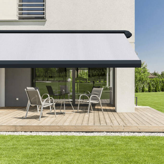 Store banne contemporain pointe de diamant