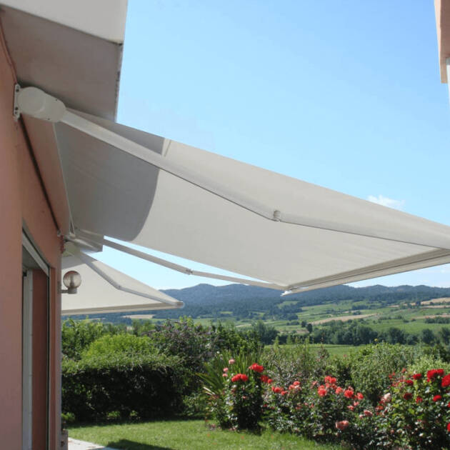 Store banne faible encombrement