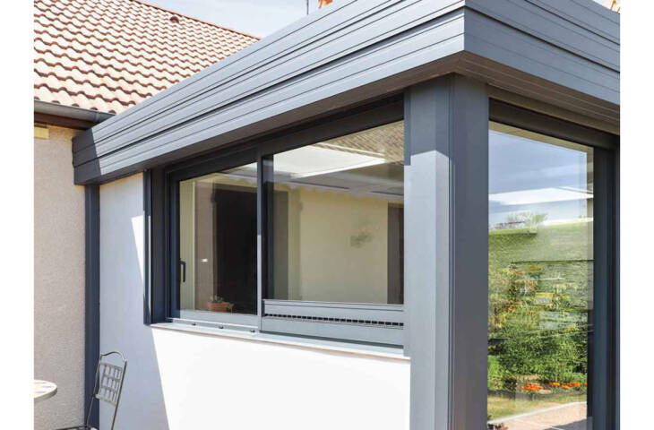 Véranda moderne et maison traditionnelle – Image 3