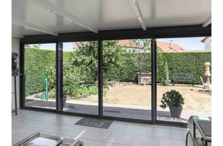 Véranda moderne et maison traditionnelle – Image 4